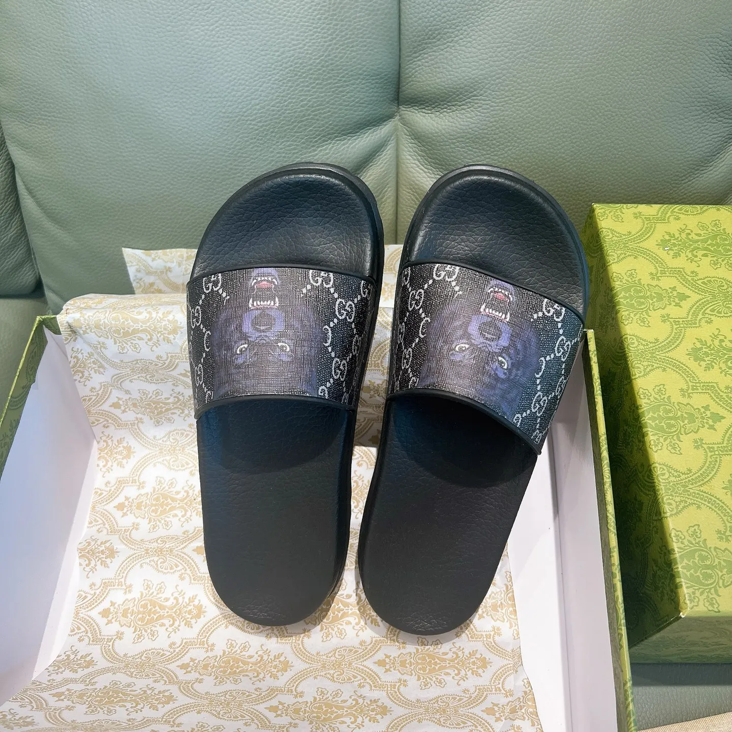 Men's Men's Shoes 130🐮🐮Gucci Gucci Slippers Gucci 2024 latest beach sandals slippers Original molding double G LOGO Original molding consistent Outsole: Men's Men's Shoes u double-layer outsole Size: 35-46